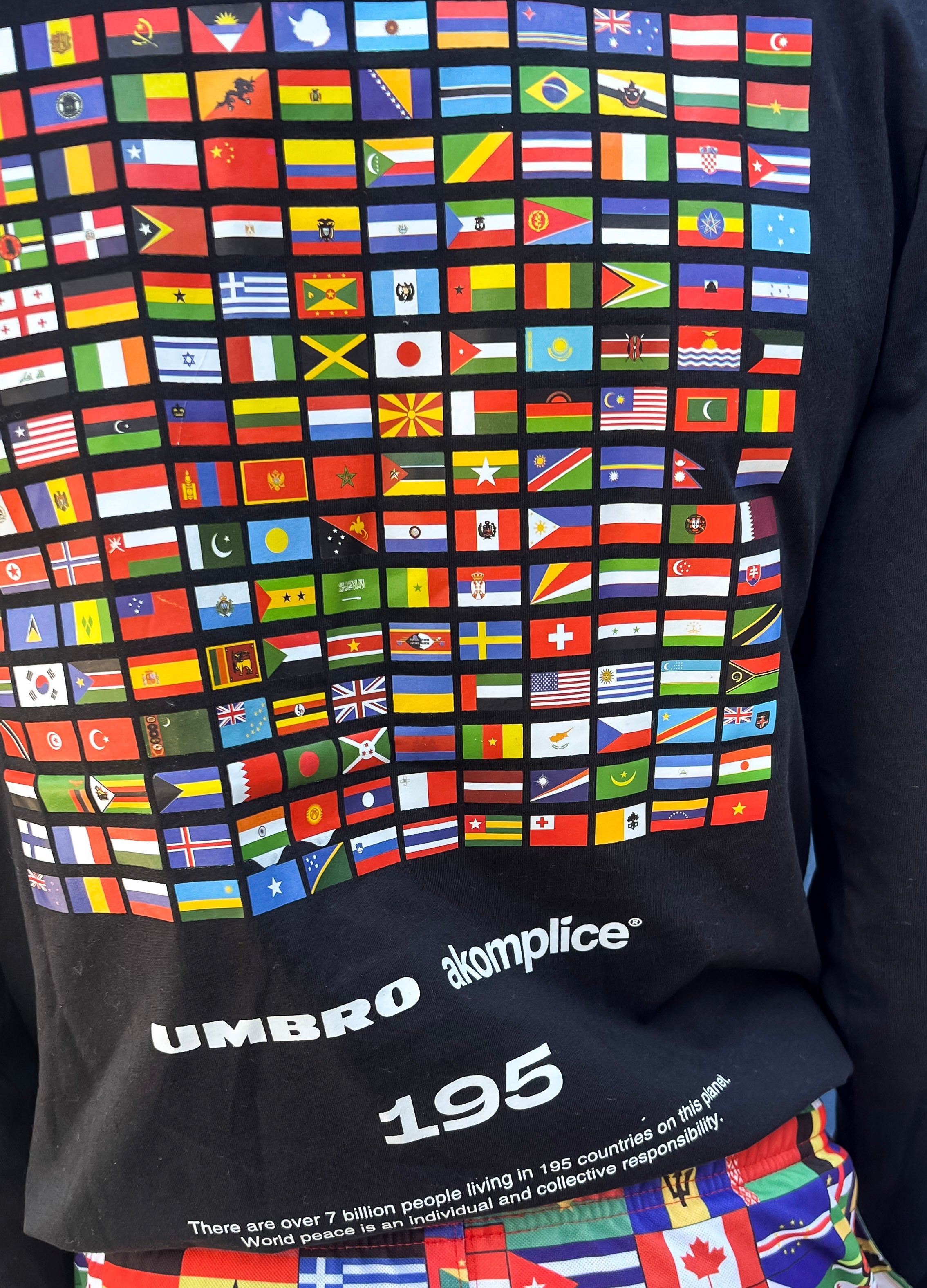 UMBRO x AKOMPLICE WORLD PEACE LS TEE