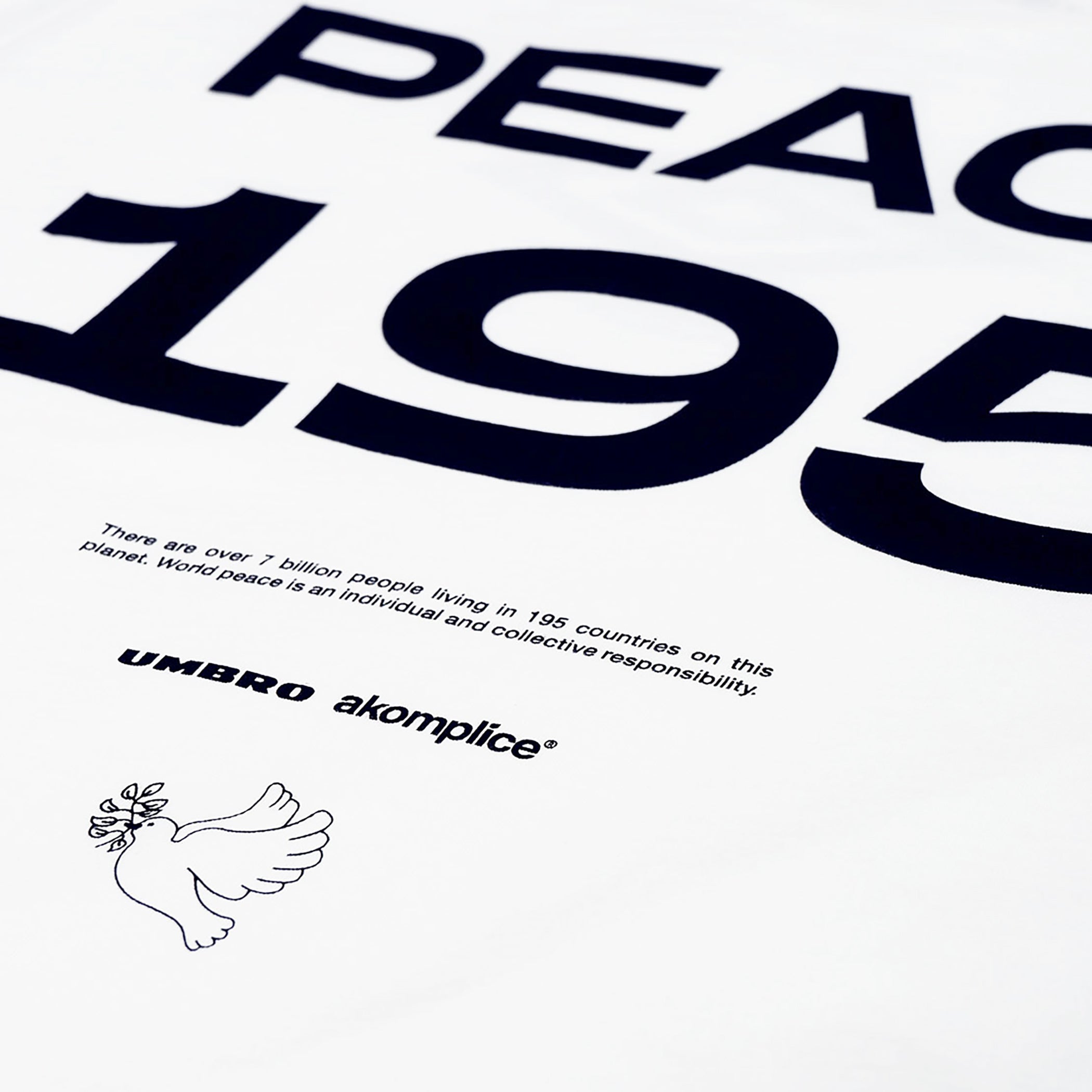 UMBRO x AKOMPLICE PEACEMAN LS TEE