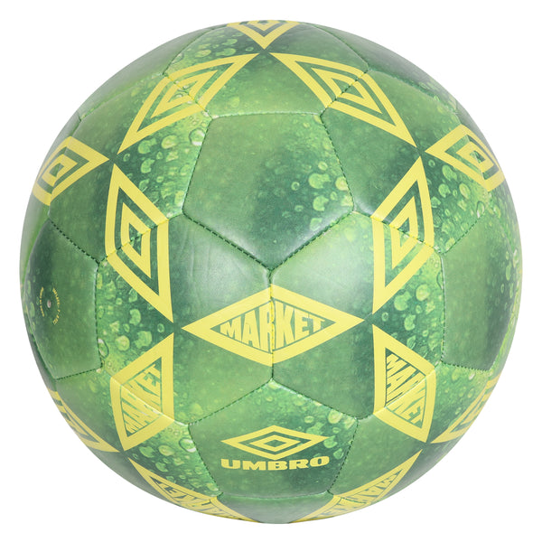 Supreme®/Umbro® Soccer Ball Supreme Umbro Soccer Ball (SS22) - $110